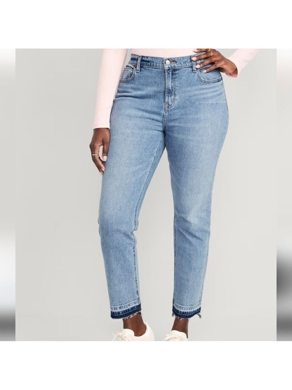 28 • Old Navy • Mid-Rise Boyfriend Straight Cut-Off Jeans